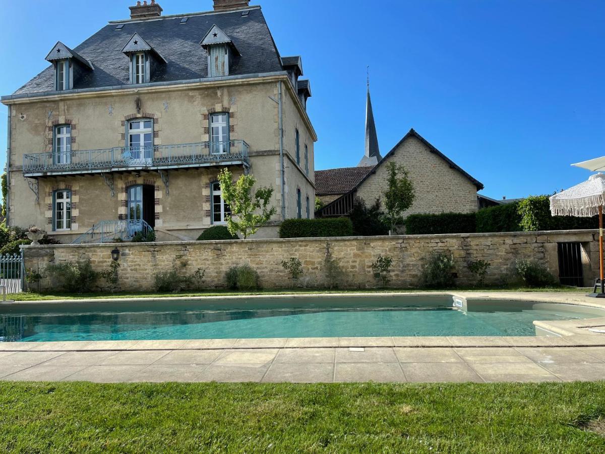 La Closerie De Gigny Maison Templiere Avec Piscine,Jacuzzi Exterior photo