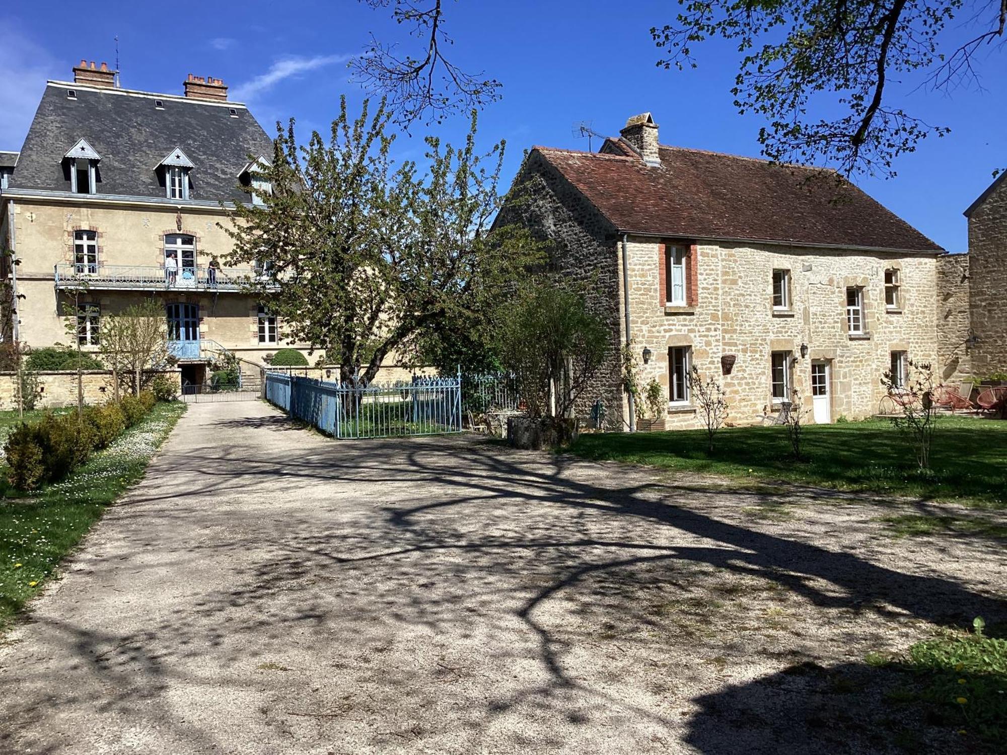 La Closerie De Gigny Maison Templiere Avec Piscine,Jacuzzi Exterior photo